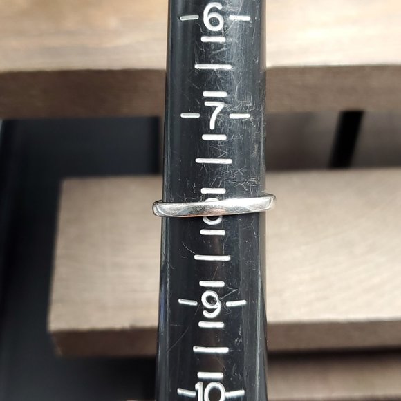 Size 8 Sterling Silver Beautiful Oval Topaz With Diamonds Ring - Picture 6 of 8